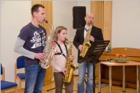 Weihnachtsstunde in der Musikschule Neufeld, 21.12.2015