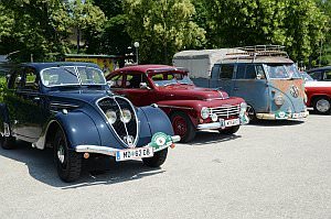 Oldtimer-Fahrt durch Neufeld, 22.06.2013