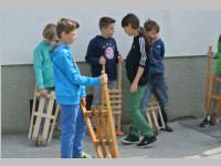 Osterratschen in Neufeld, 19.04.2014