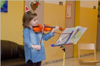 VS Neufeld: Konzert in der Schulaula, 23.12.2015