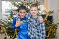 Volksschule feiert Weihnachten im Pflegeheim Neufeld, 22.12.2016