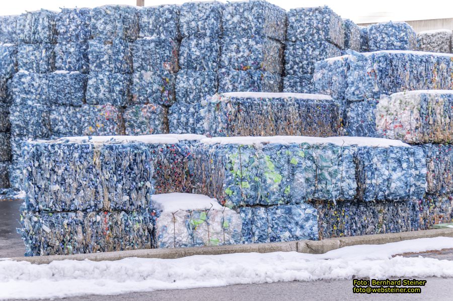 Vöslauer Mineralwasser, Dezember 2023