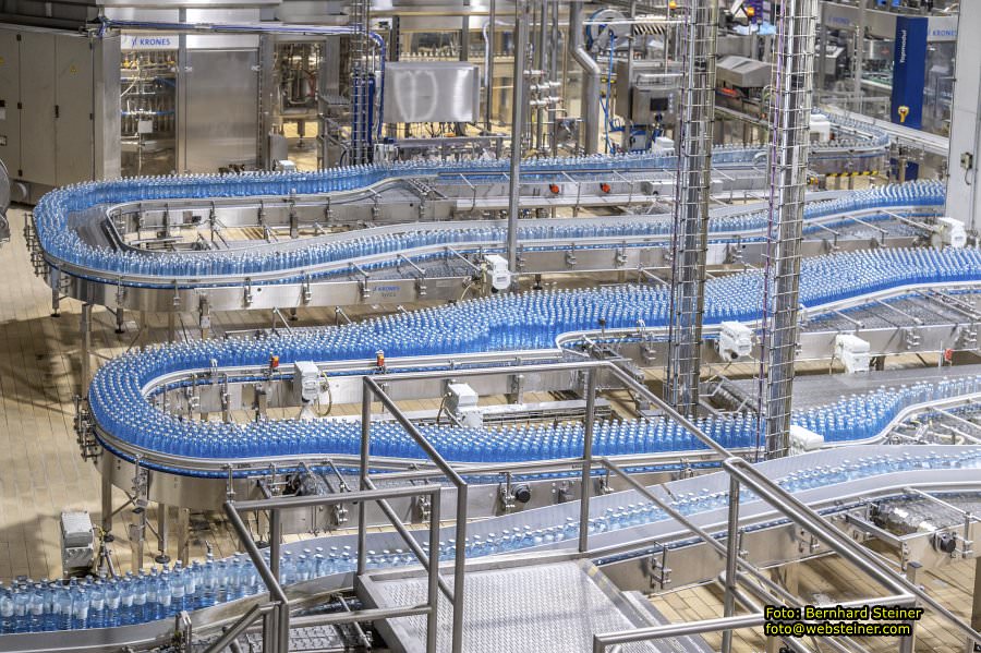 Vöslauer Mineralwasser, Dezember 2023