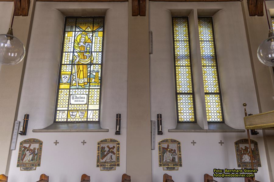 Hundertwasserkirche Bärnbach, Pfarrkirche hl. Barbara, September 2023